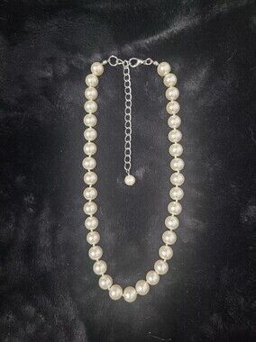 💚5/$25 Classic Ivory Faux Pearl Necklace Jewelry Single Strand